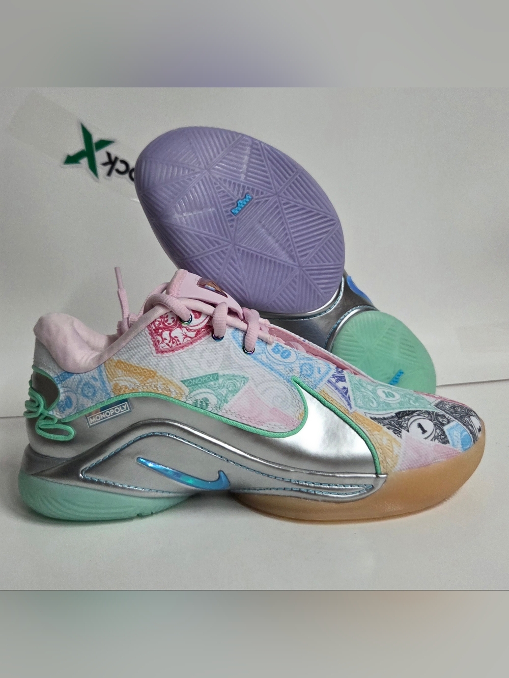 Monopoly x Nike LeBron 22 EP Currency FZ1098-100 Men's Size 9.5